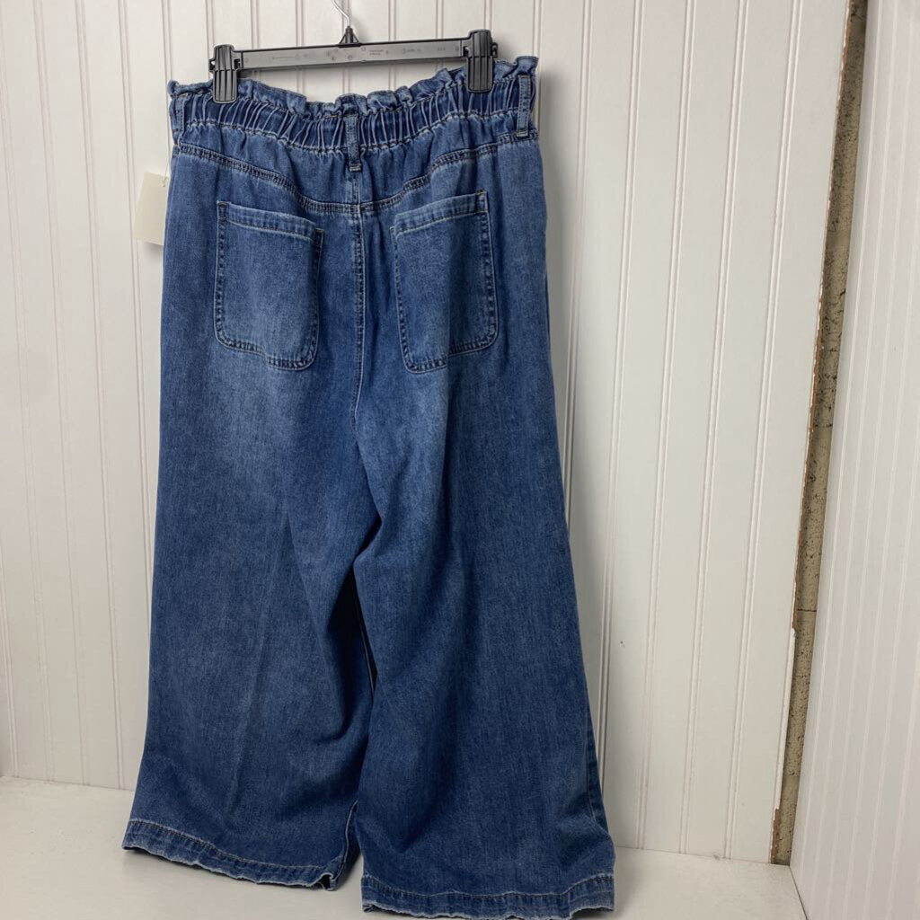 CROPPED WIDE LEG JEANS