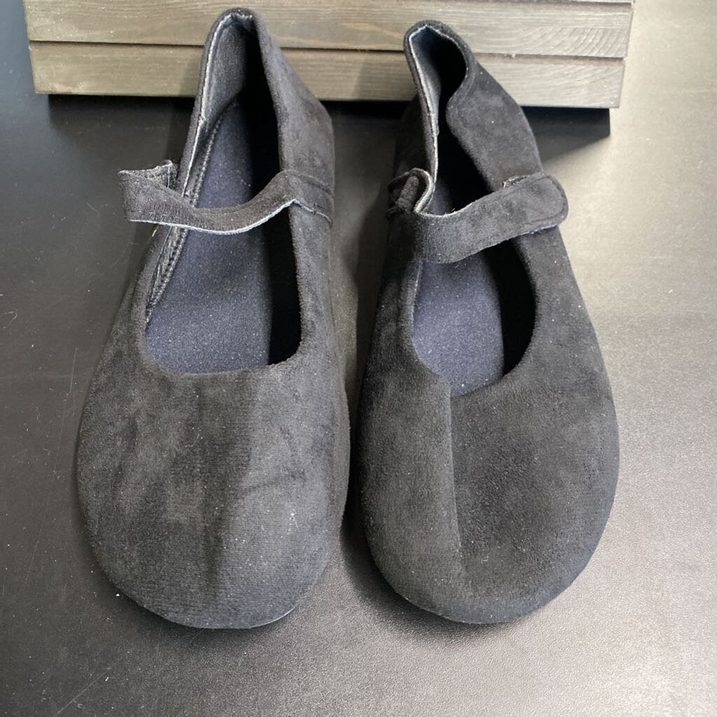FAUX SUEDE FLATS