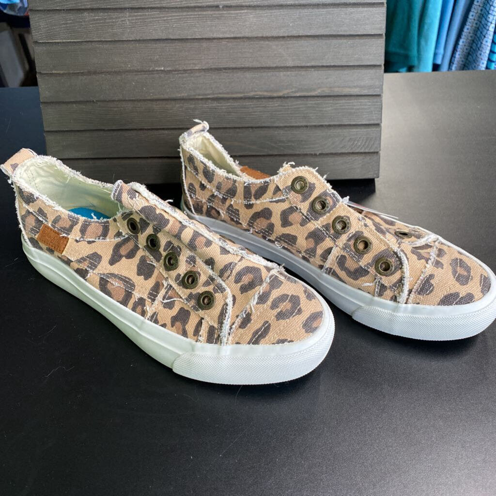 CHEETA SLIP ON TENNIS SHOES