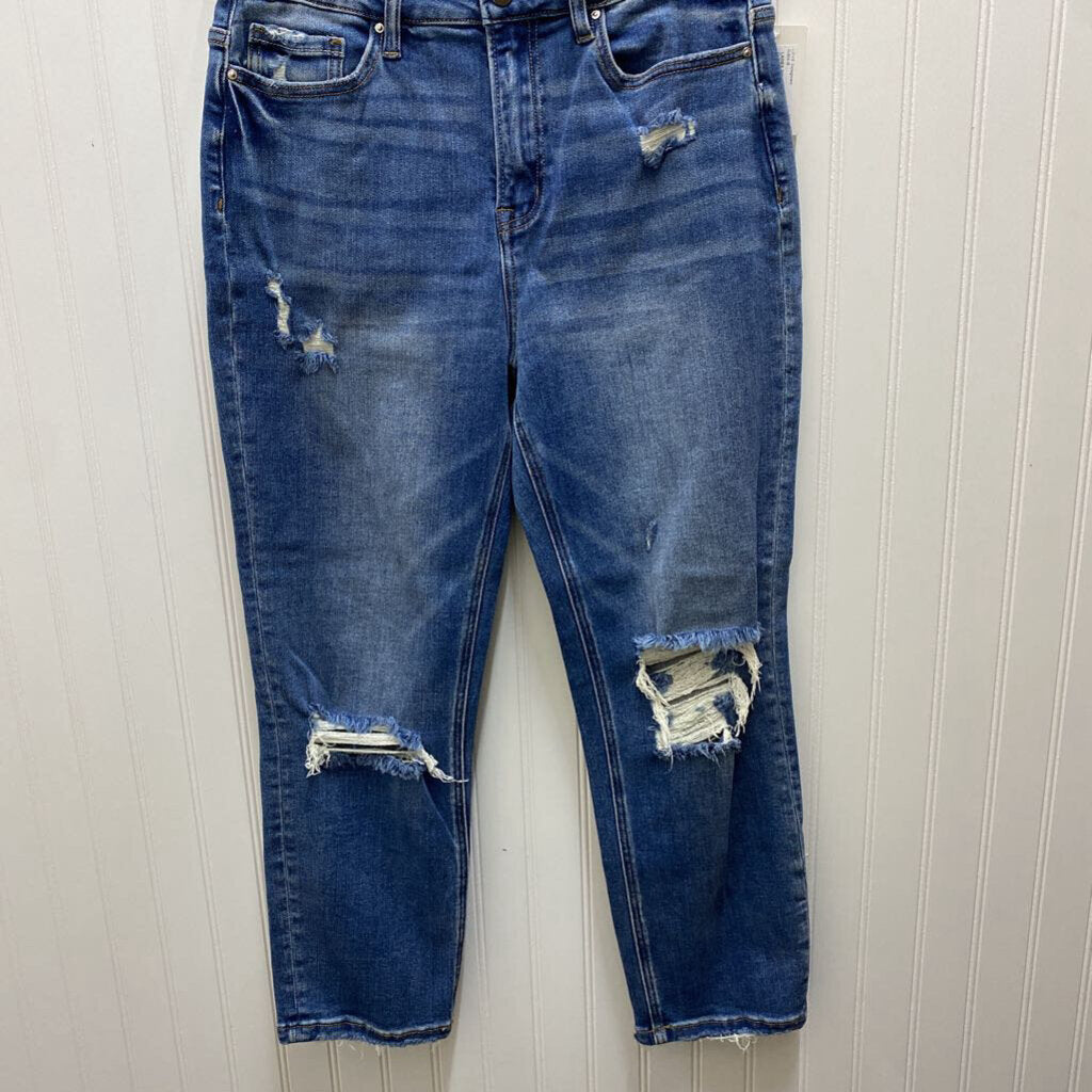 BOOT CUT JEANS