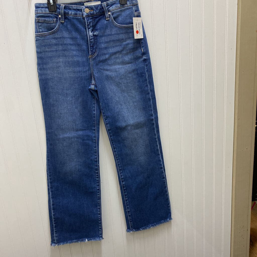 WIDE LEGGED JEANS