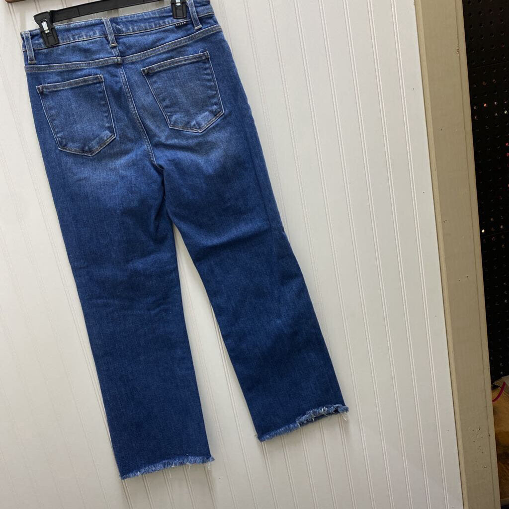 WIDE LEGGED JEANS