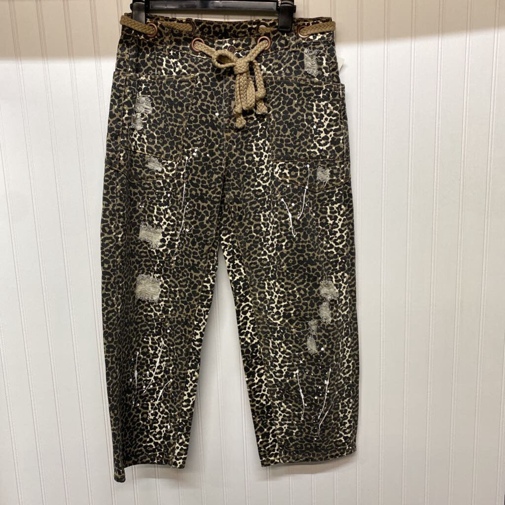 ANKLE LENGTH JEANS
