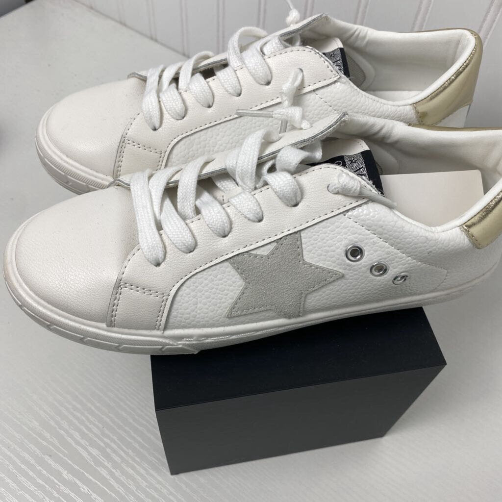 LEATHER TENNIS SHOES