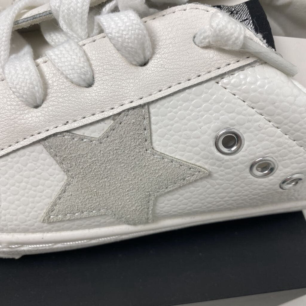 LEATHER TENNIS SHOES