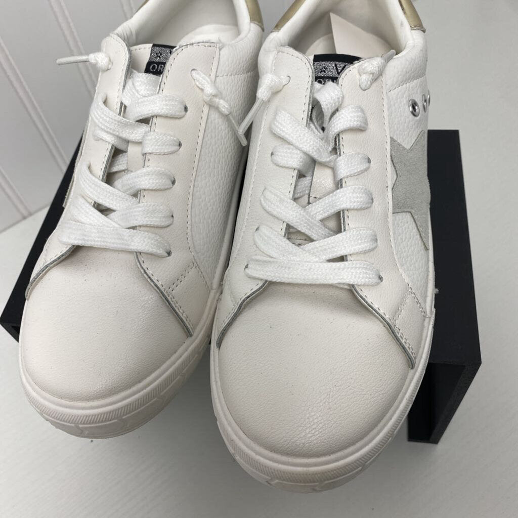 LEATHER TENNIS SHOES