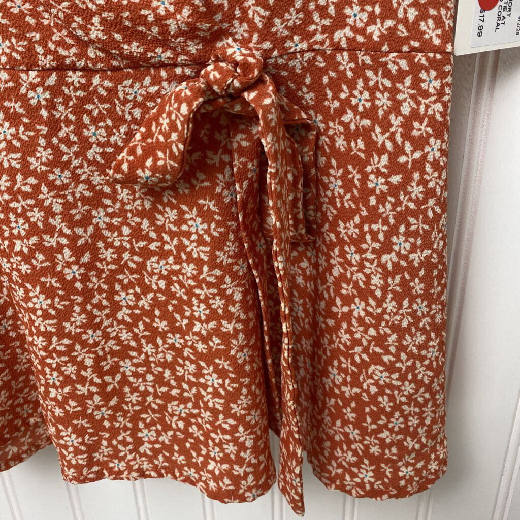 TIE AT WAIST SHORT SLEEVED