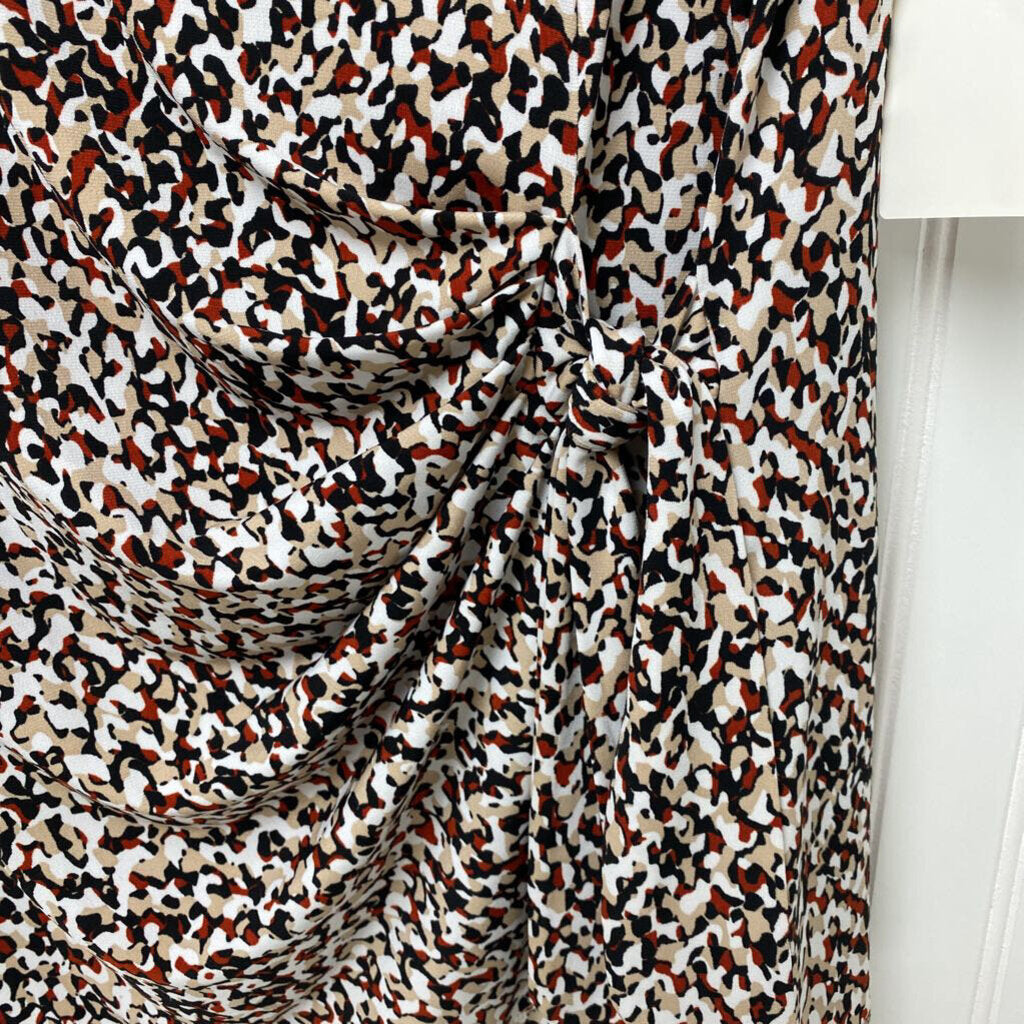 TIE AT WAIST SHORT SLEEVED