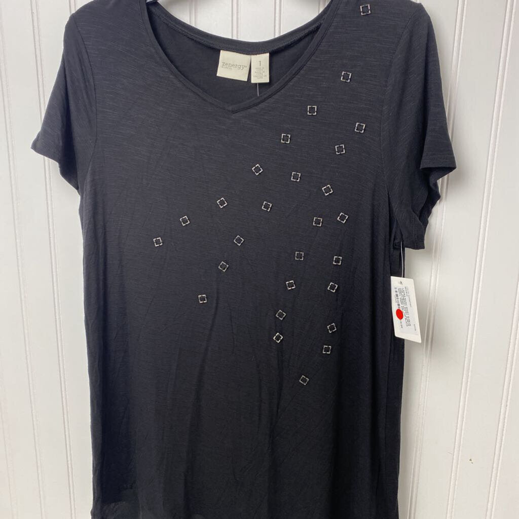 SHORT SLEEVE EMBELLISHED KNIT TOP