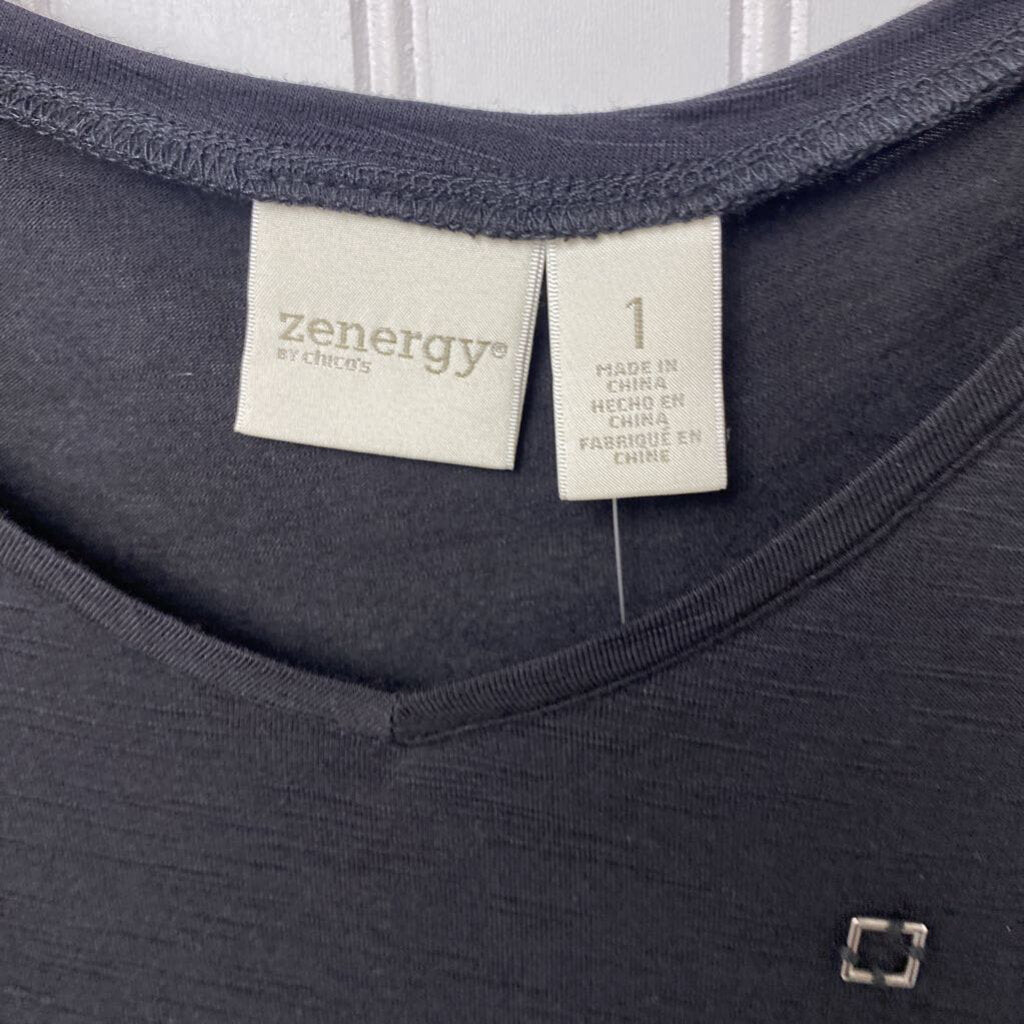 SHORT SLEEVE EMBELLISHED KNIT TOP