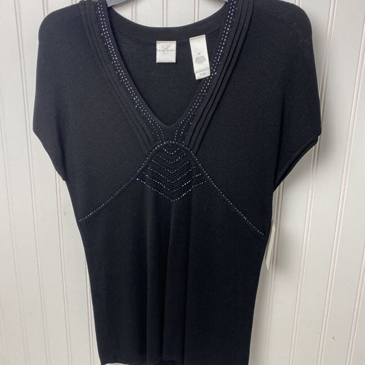 SHORT SLEEVE EMBELLISHED TOP