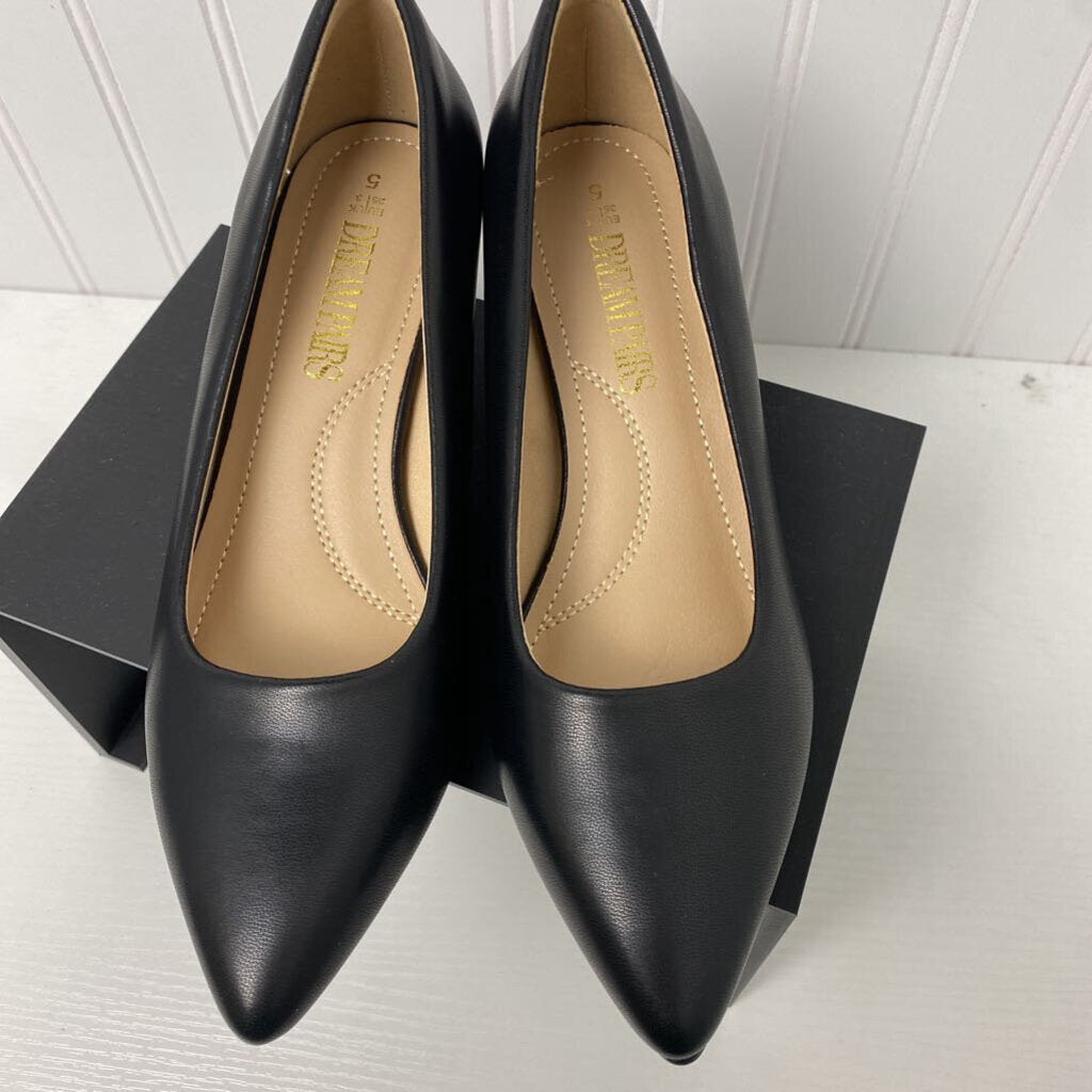 BLACK KITTEN HEELS