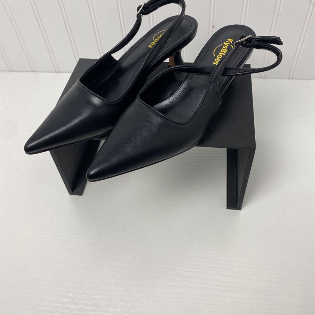 SLING BACK KITTEN HEELS