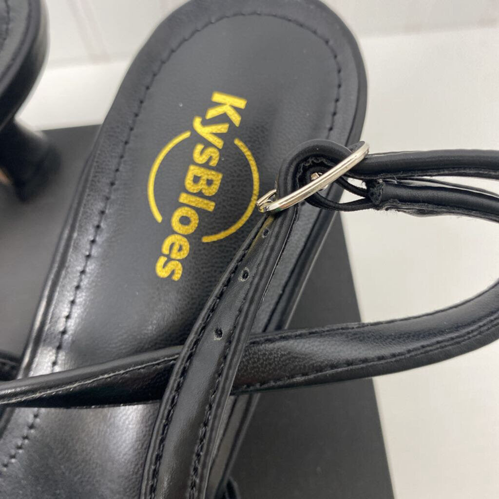 SLING BACK KITTEN HEELS