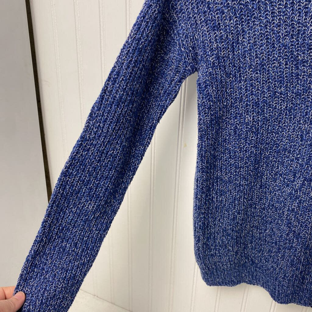 *BASIC SOLID BLUE SWEATER