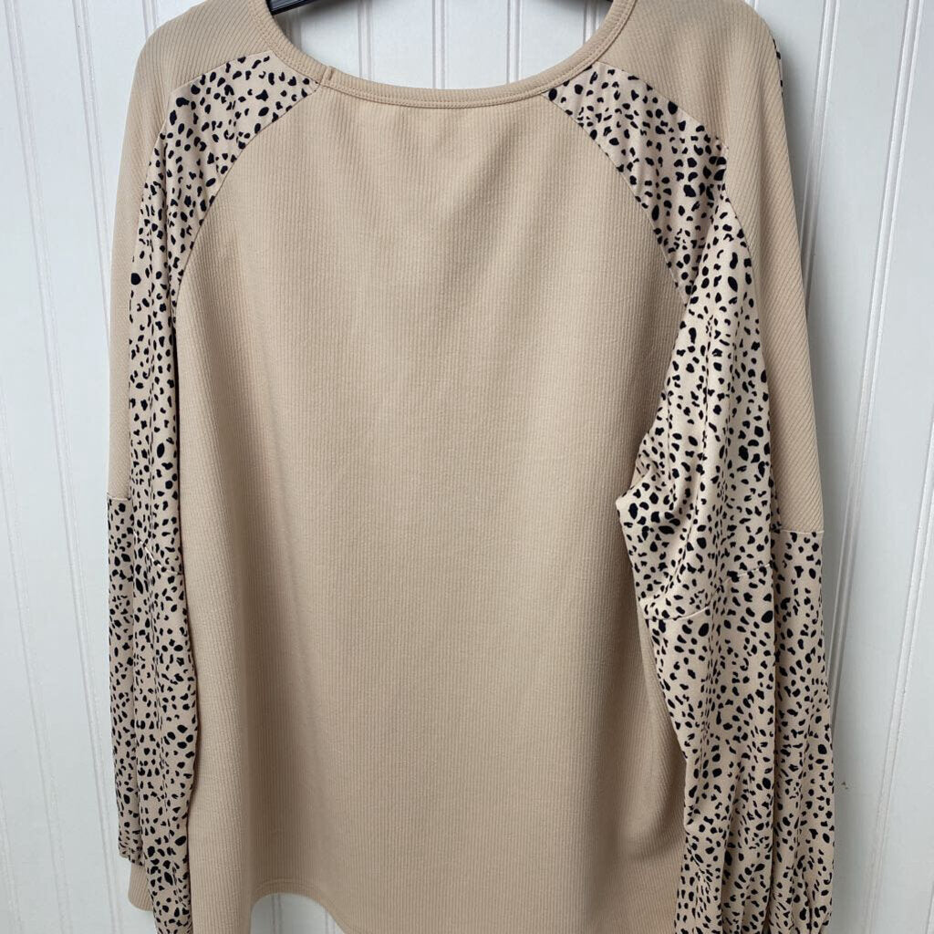 LONG SLEEVE RIBBED KNIT TOP