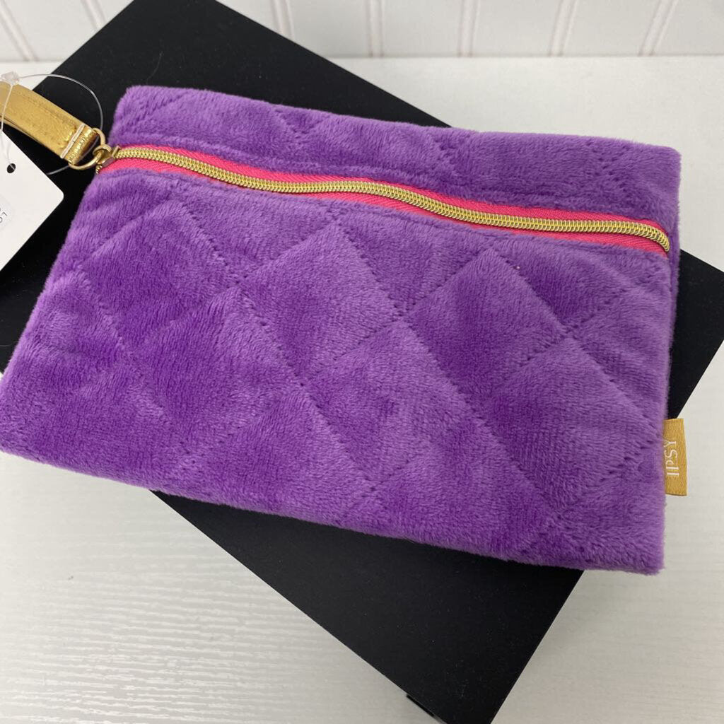 *QUILTED POUCH