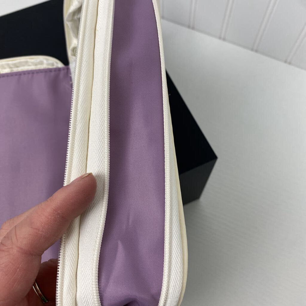 *SCHOOL/ MAKEUP POUCH