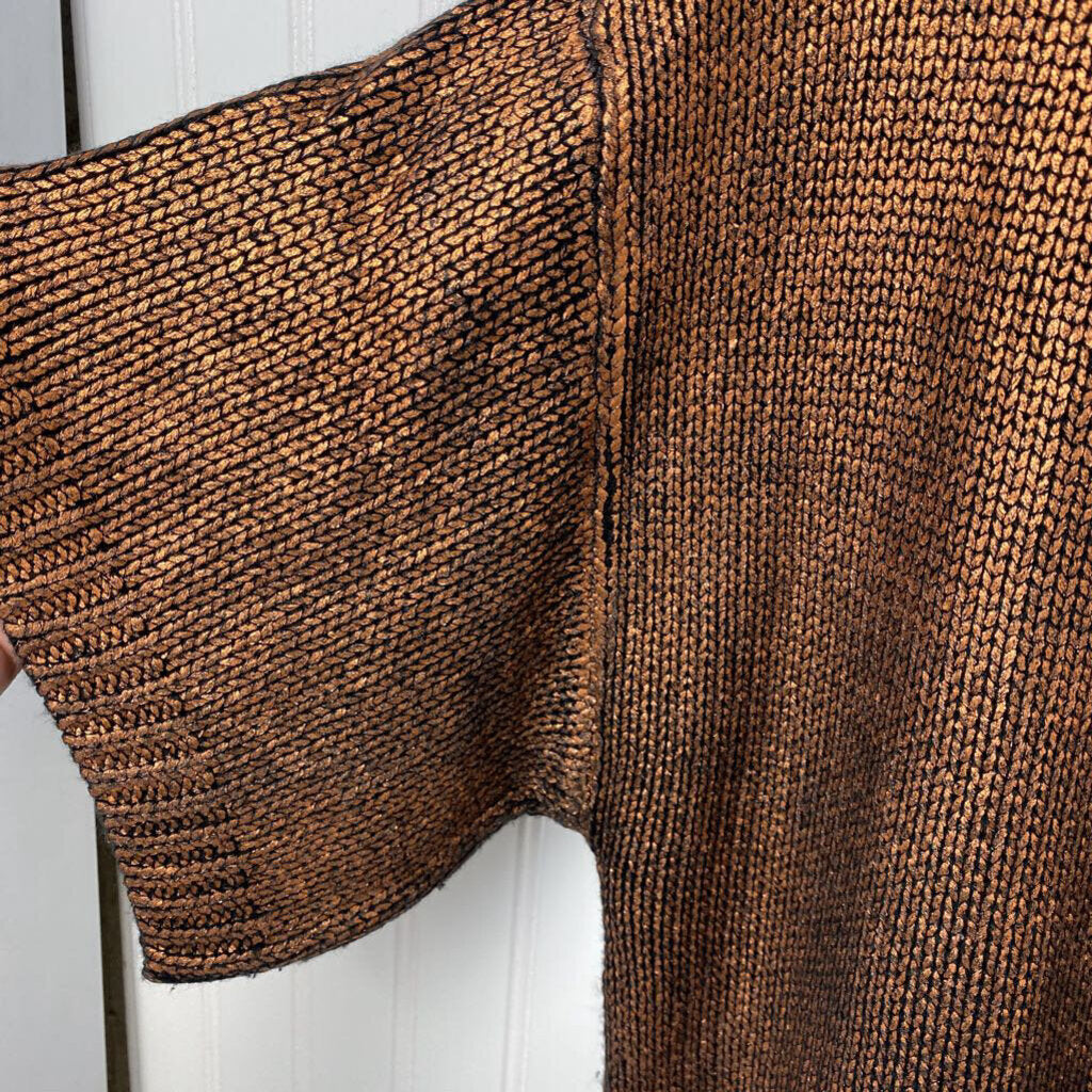 SHORT SLEEVE SWEATER