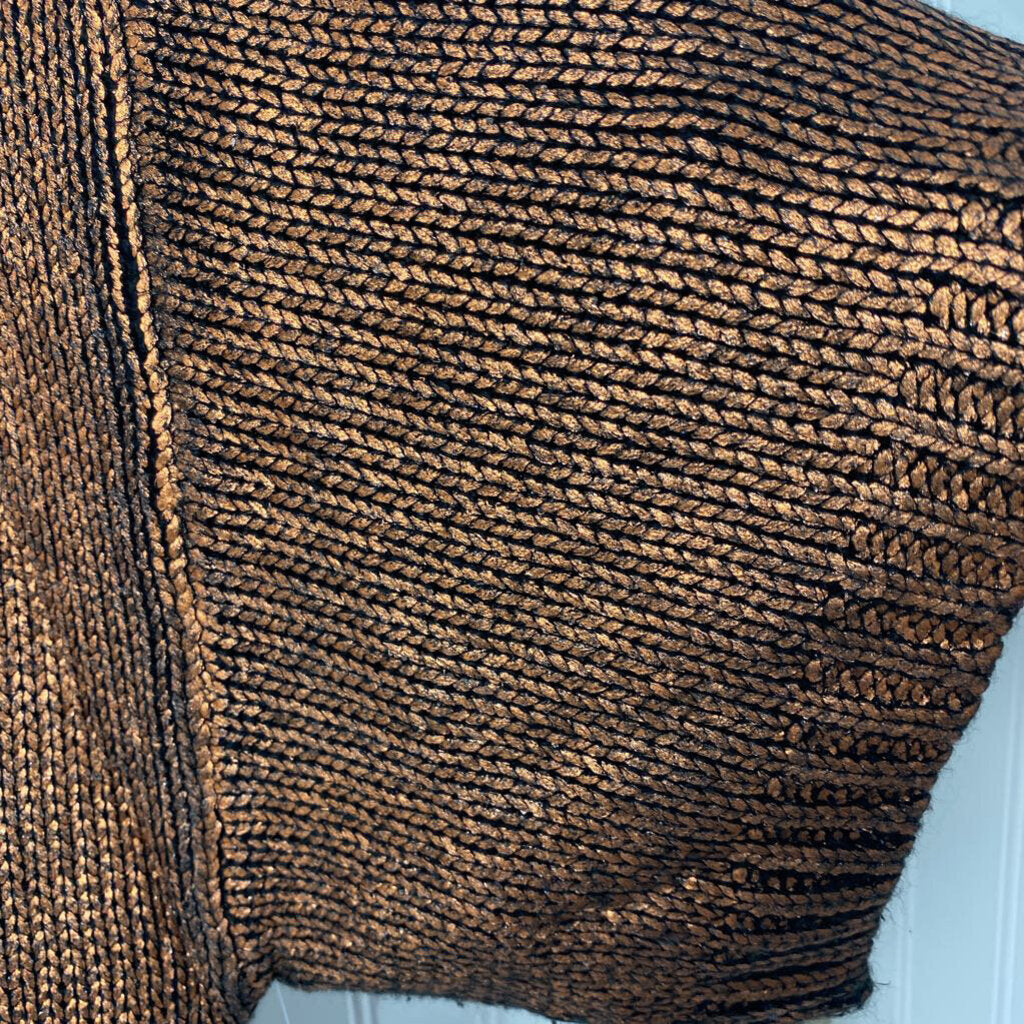 SHORT SLEEVE SWEATER