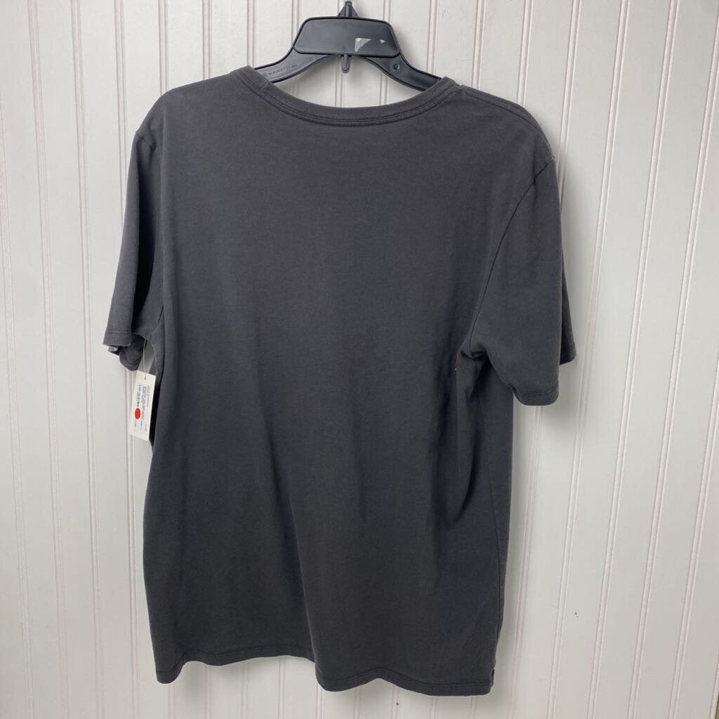 SHORT SLEEVE GRAPHIC TEE