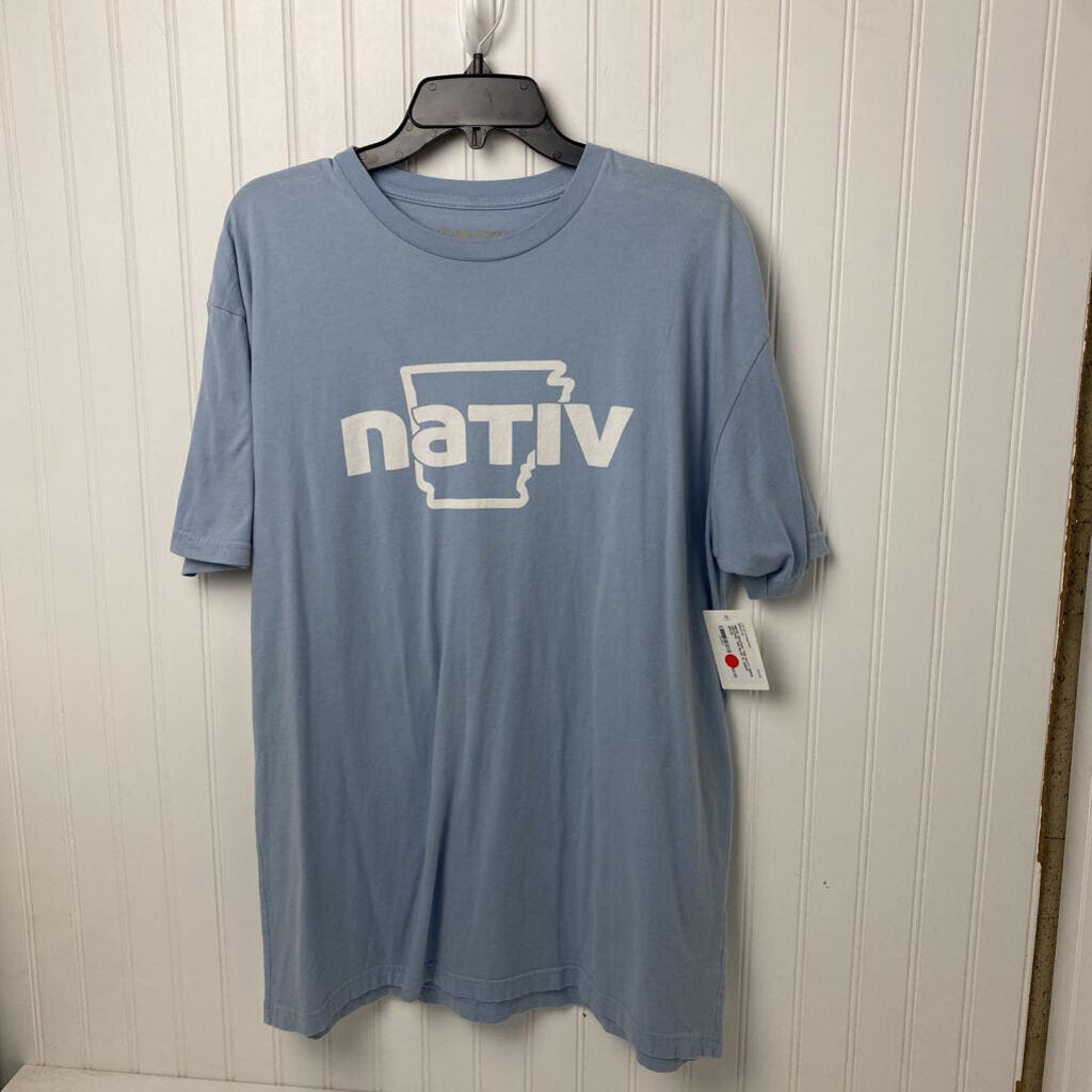 MENS GRAPHIC TEE