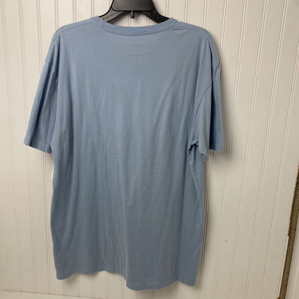 MENS GRAPHIC TEE