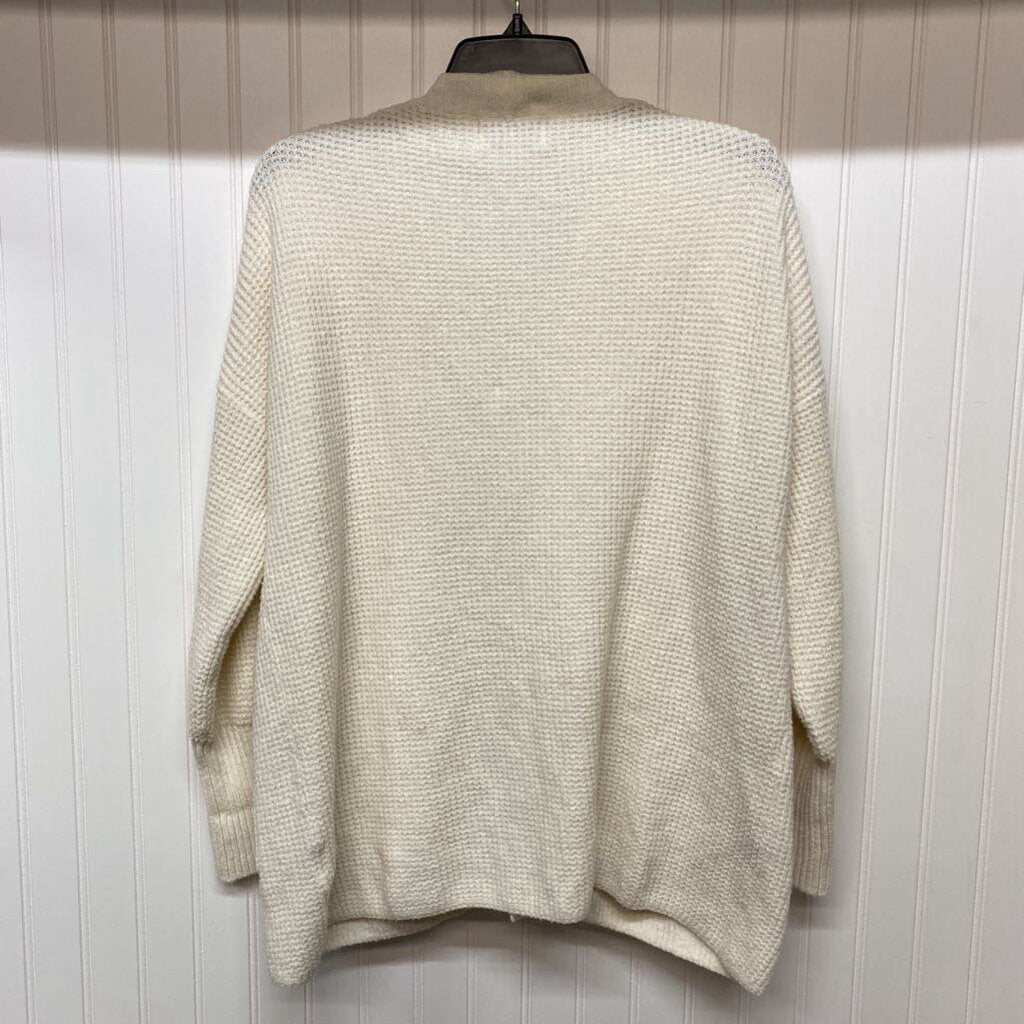 CARDIGAN WITH POCKETS