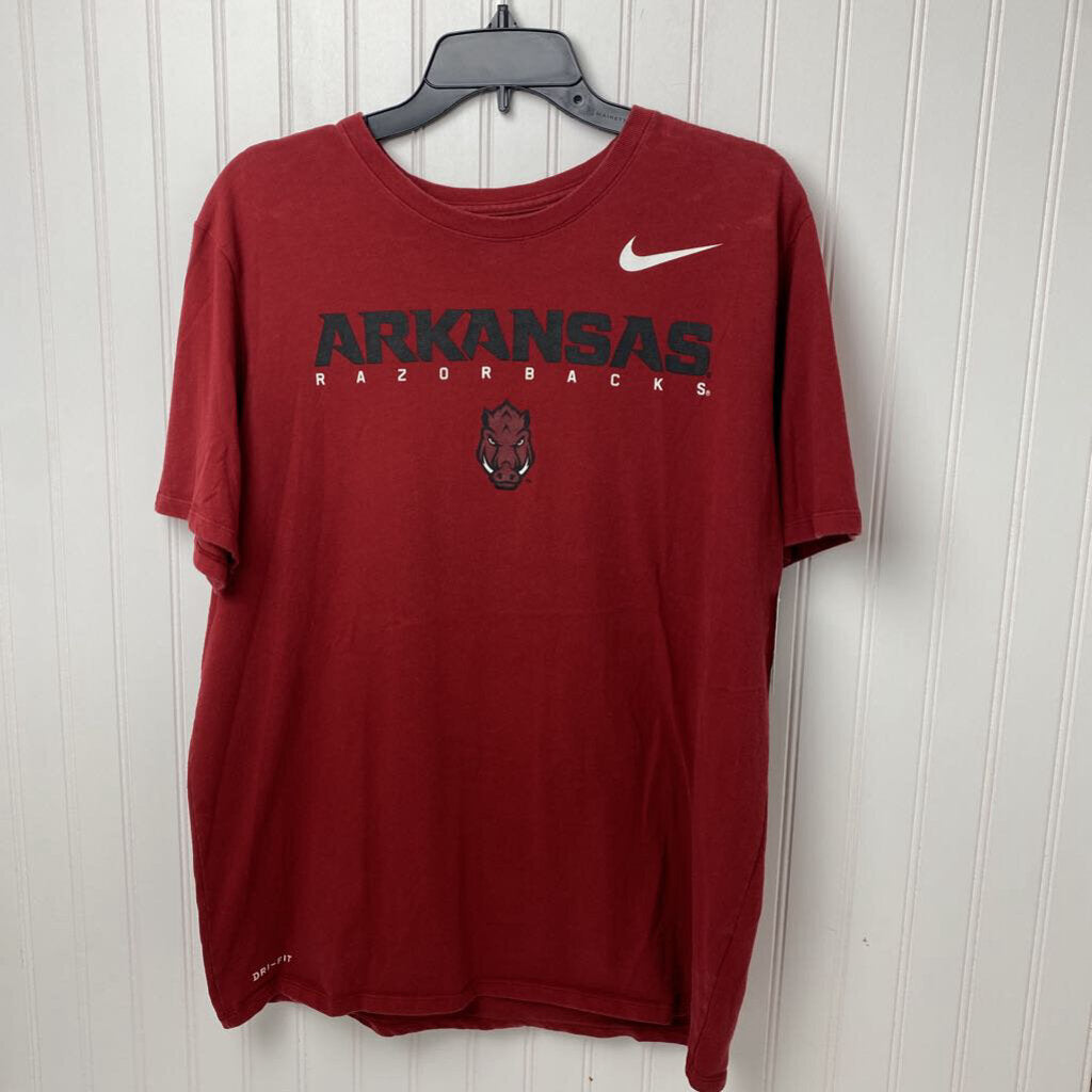 SHORT SLEEVE GRAPHIC TEE
