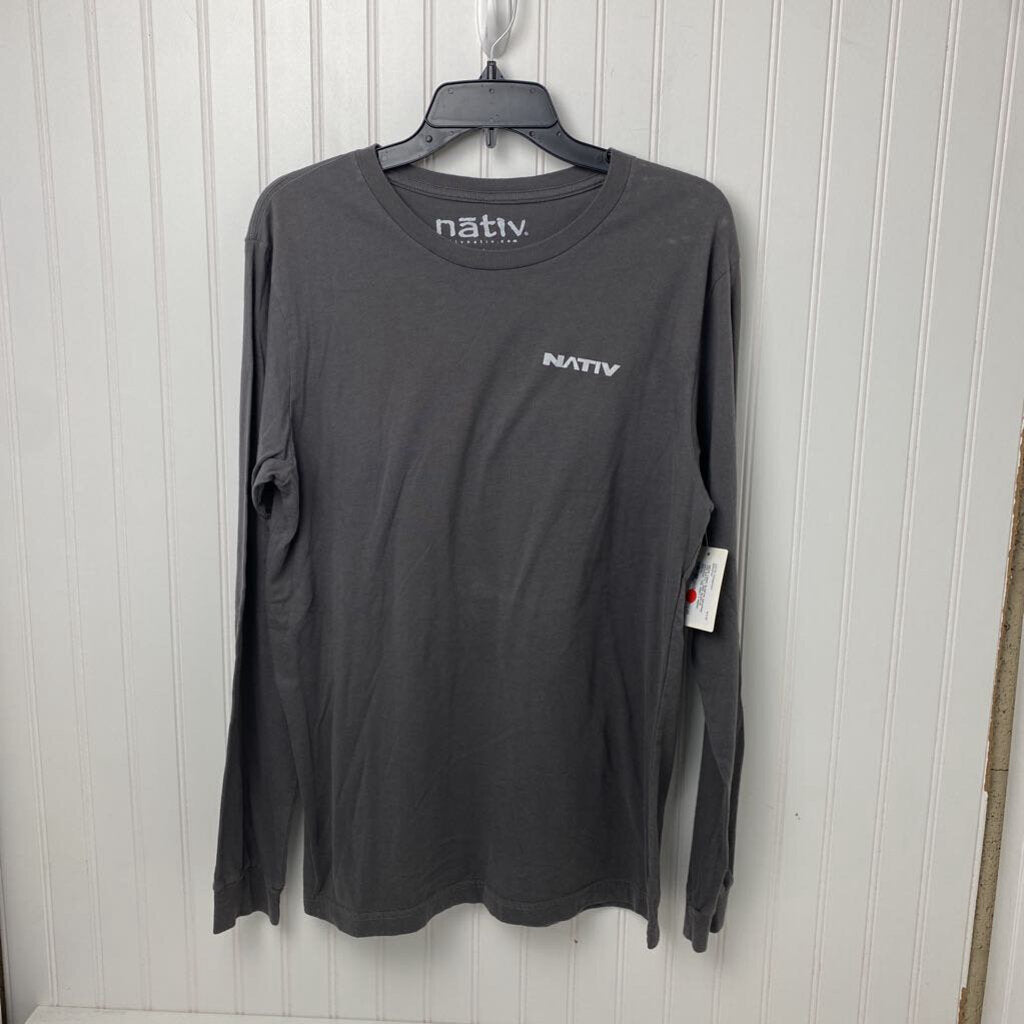 LONG SLEEVE GRAPHIC TEE