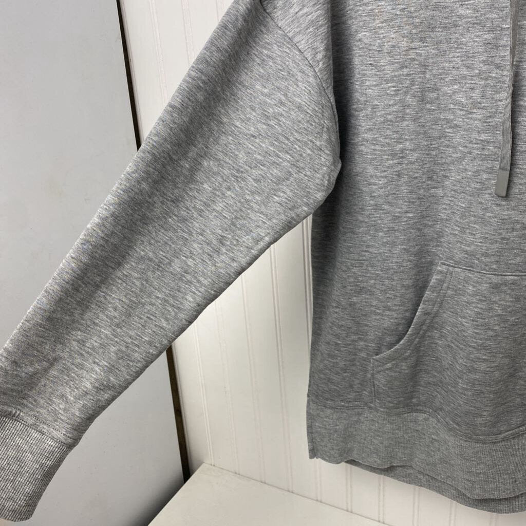BASIC HOODIE