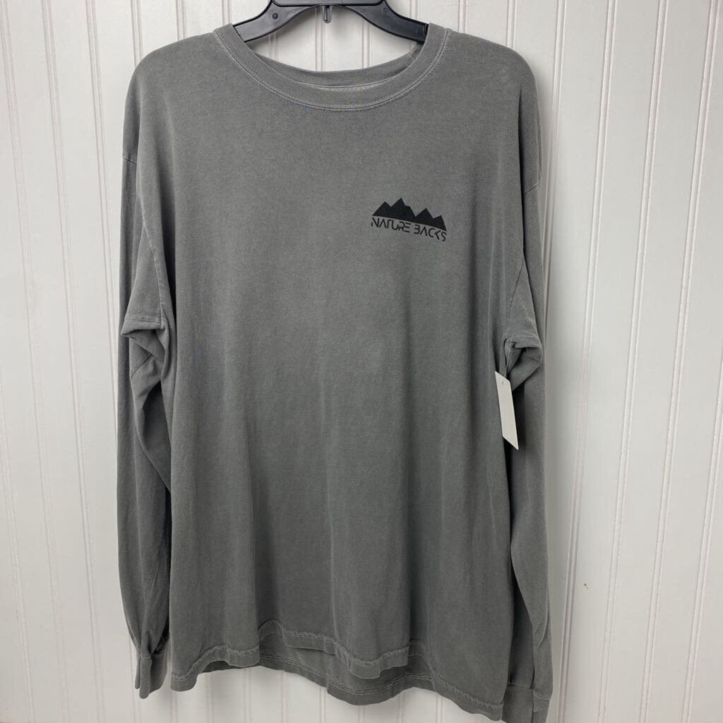 LONG SLEEVE GRAPHIC TEE