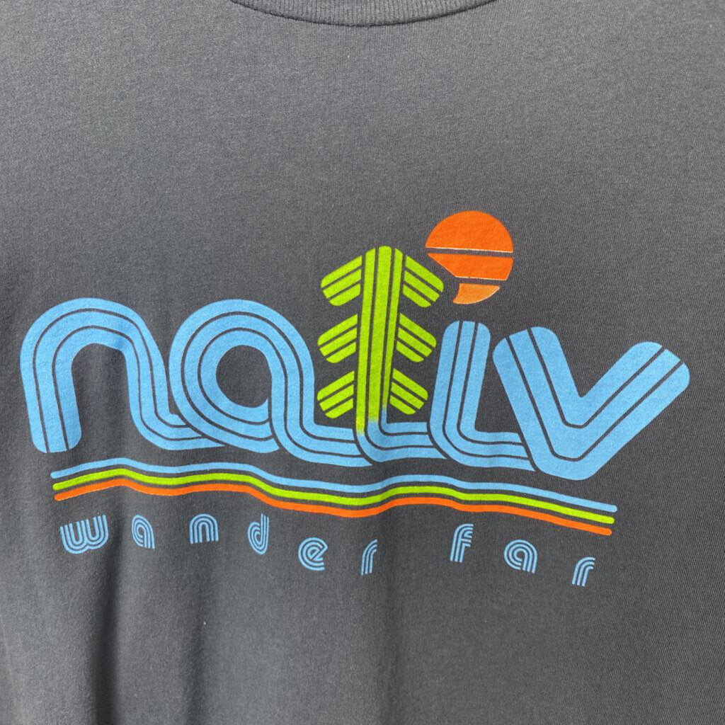 LONG SLEEVE GRAPHIC TEE