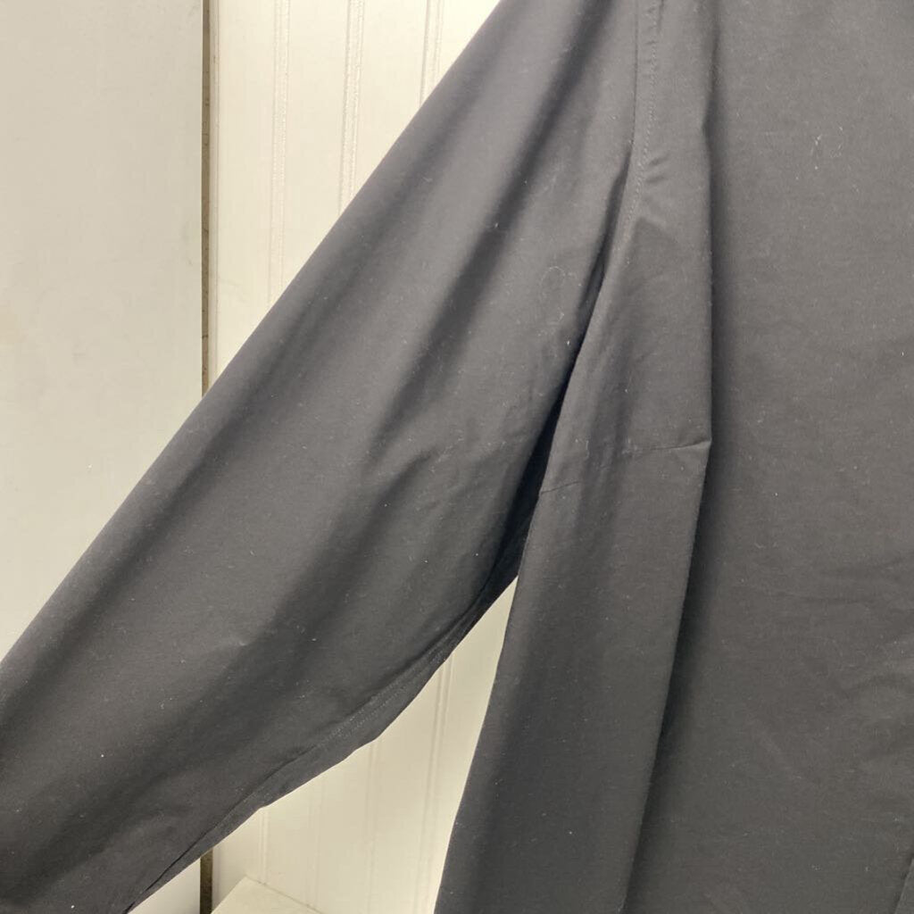 LONG SLEEVE BUTTON UP
