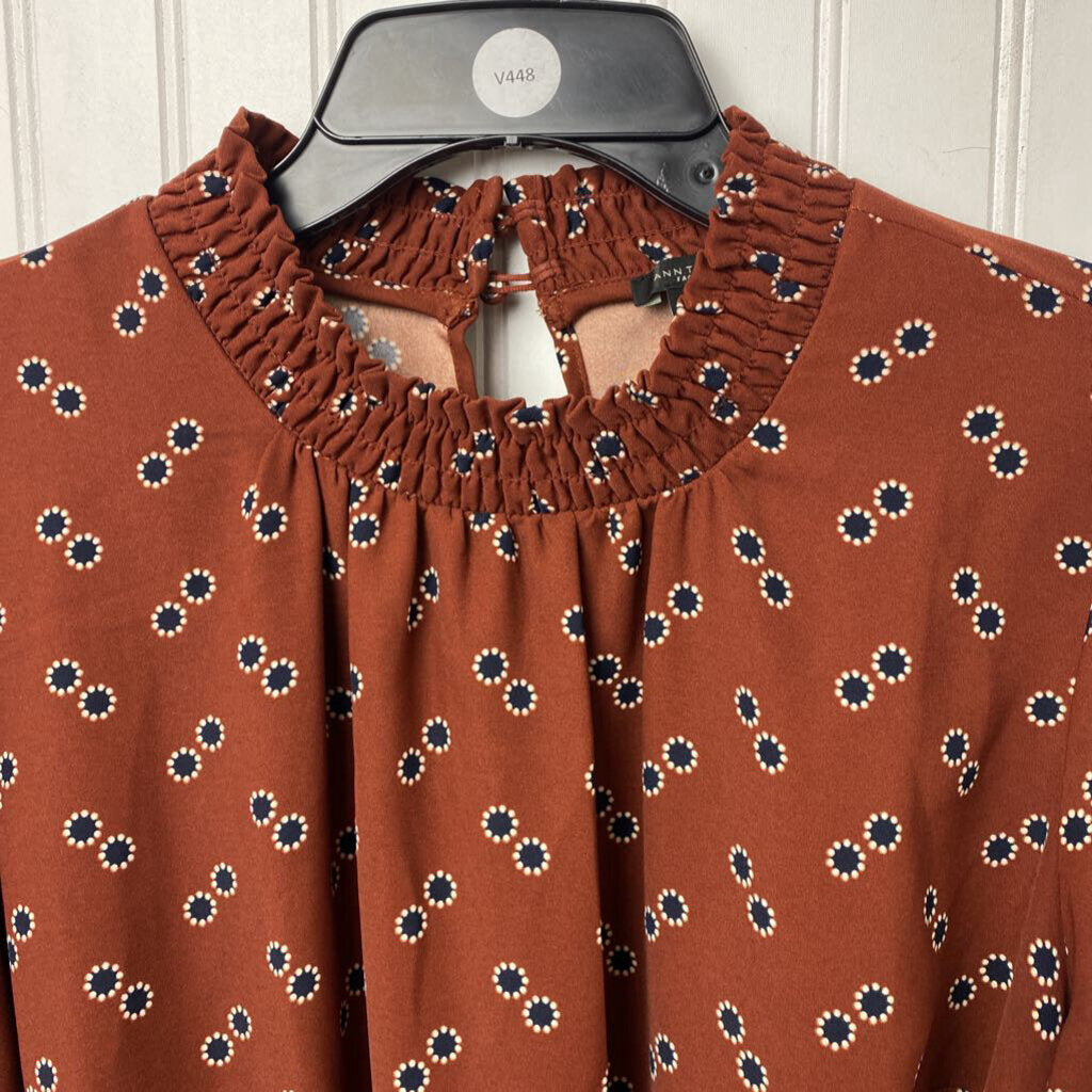 LONG SLEEVED HIGH NECK DRESS