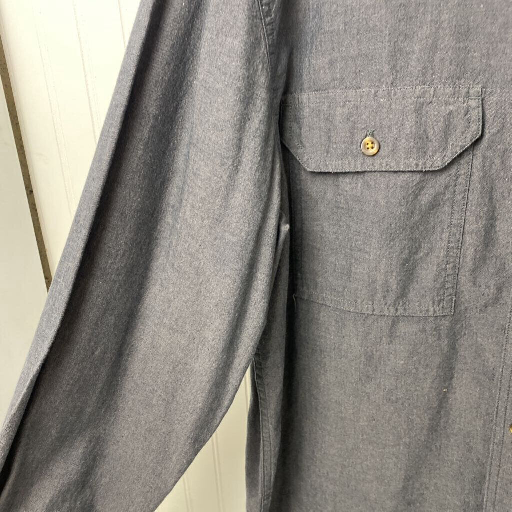 LONG SLEEVED BUTTON DOWN