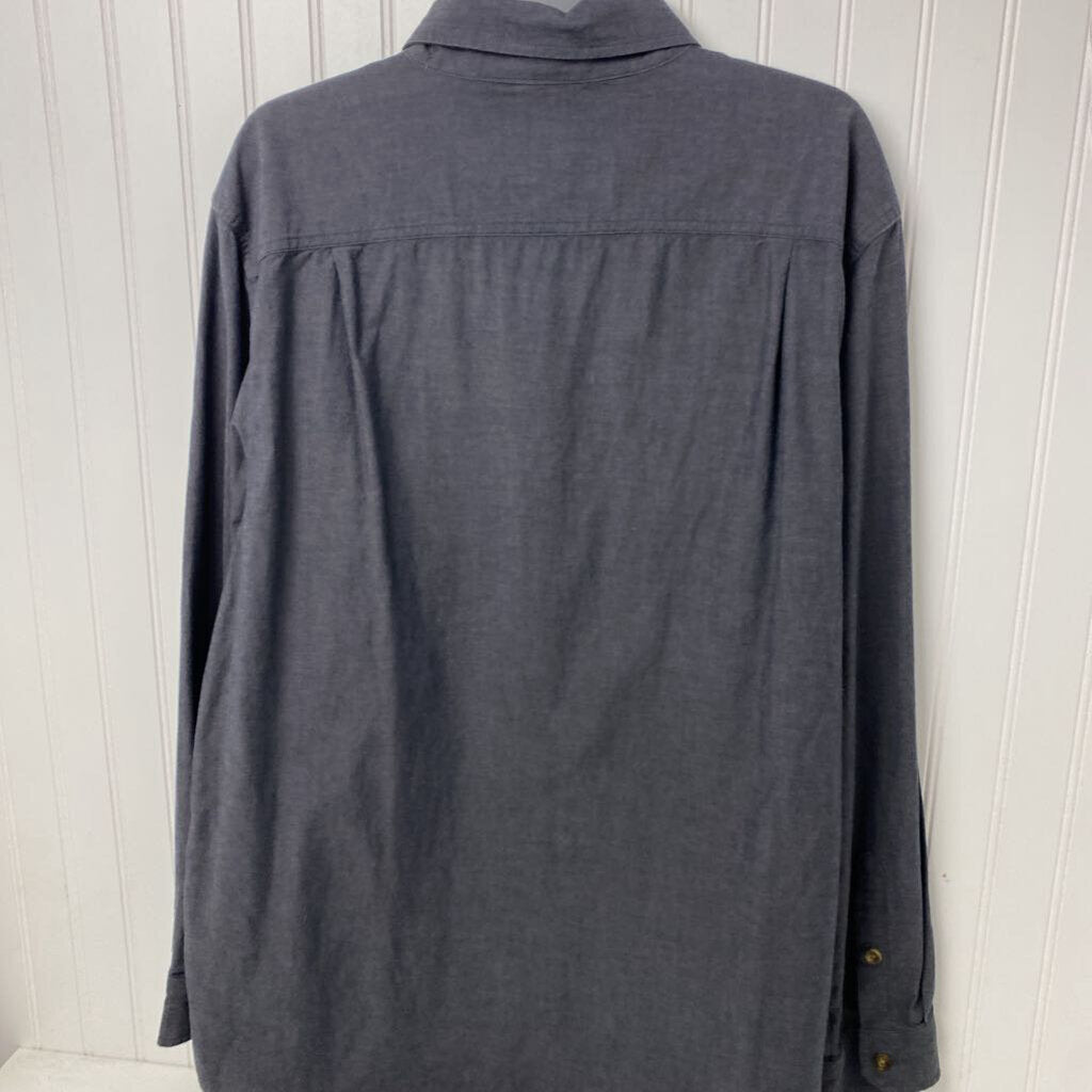 LONG SLEEVED BUTTON DOWN