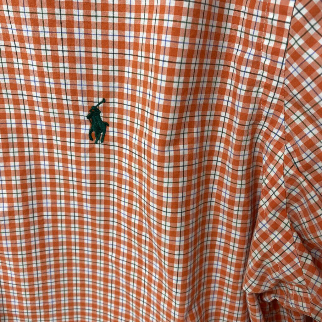 LONG SLEEVED BUTTON DOWN