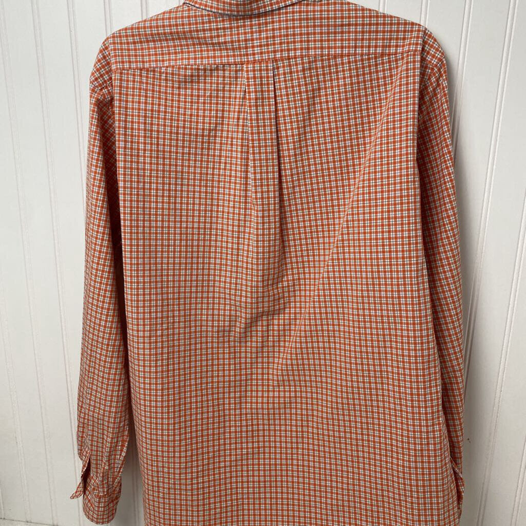 LONG SLEEVED BUTTON DOWN