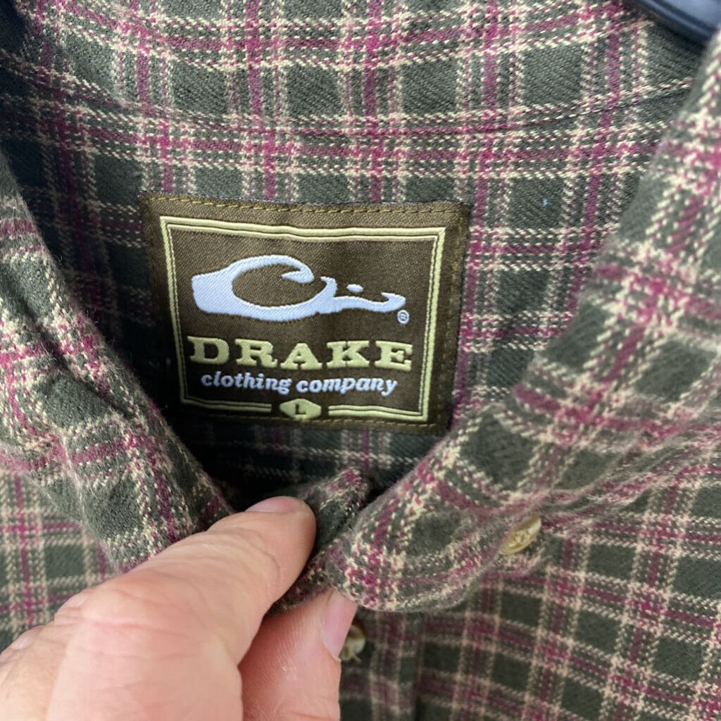 FLANNEL BUTTON DOWN