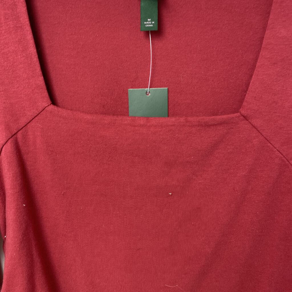 SQUARED NECK LONG SLEEVED