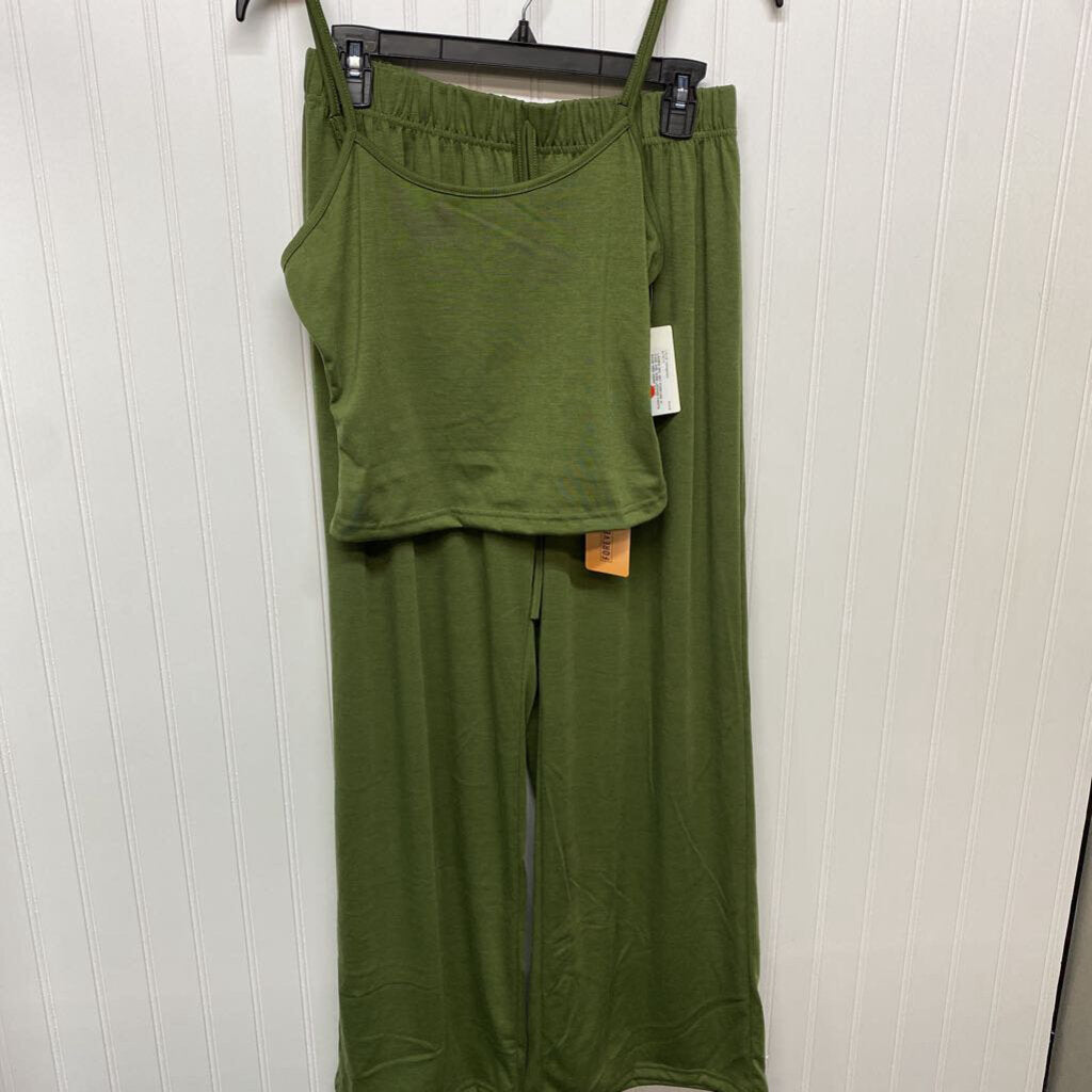 CAMI AND WIDE LEGGED PANTS