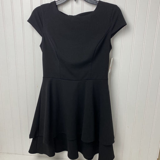 CAP SLEEVED W/BOW ON BACK