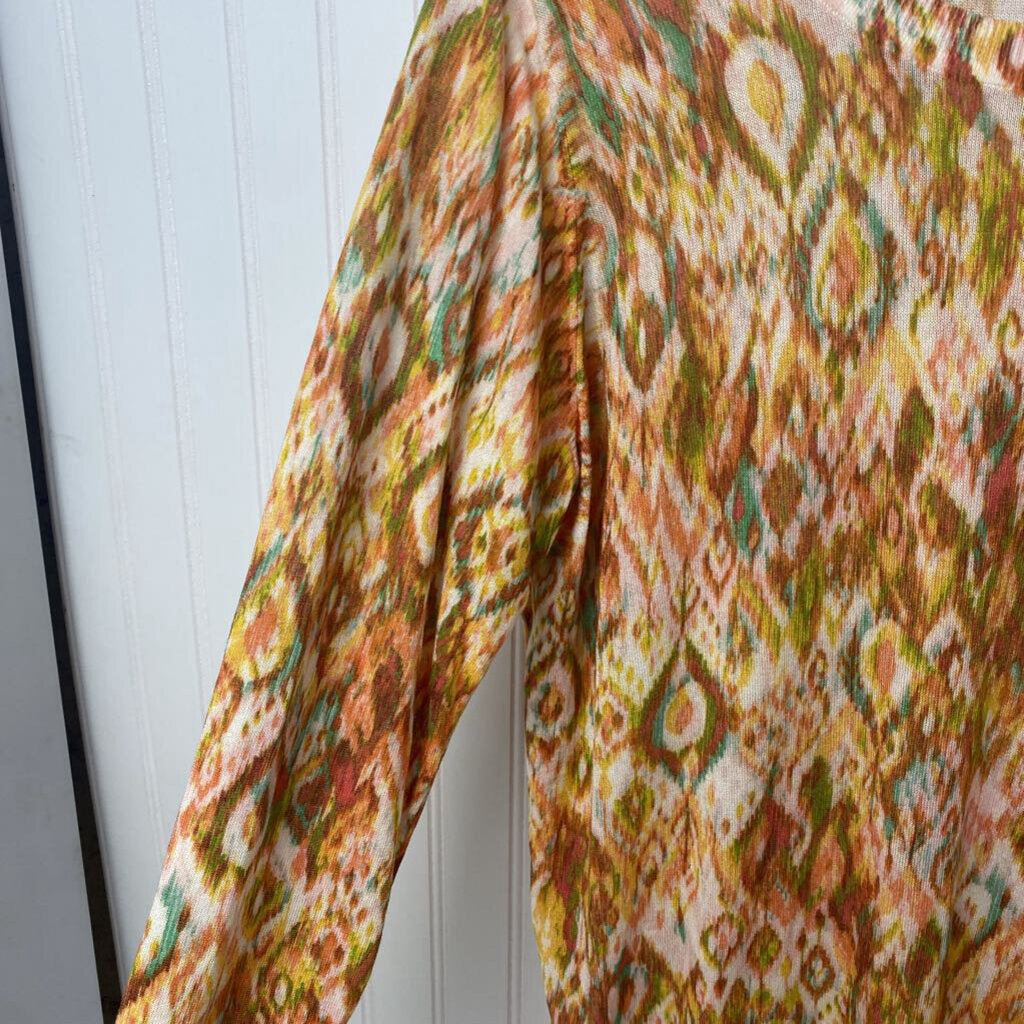MULTI COLORED LONG SLEEVED