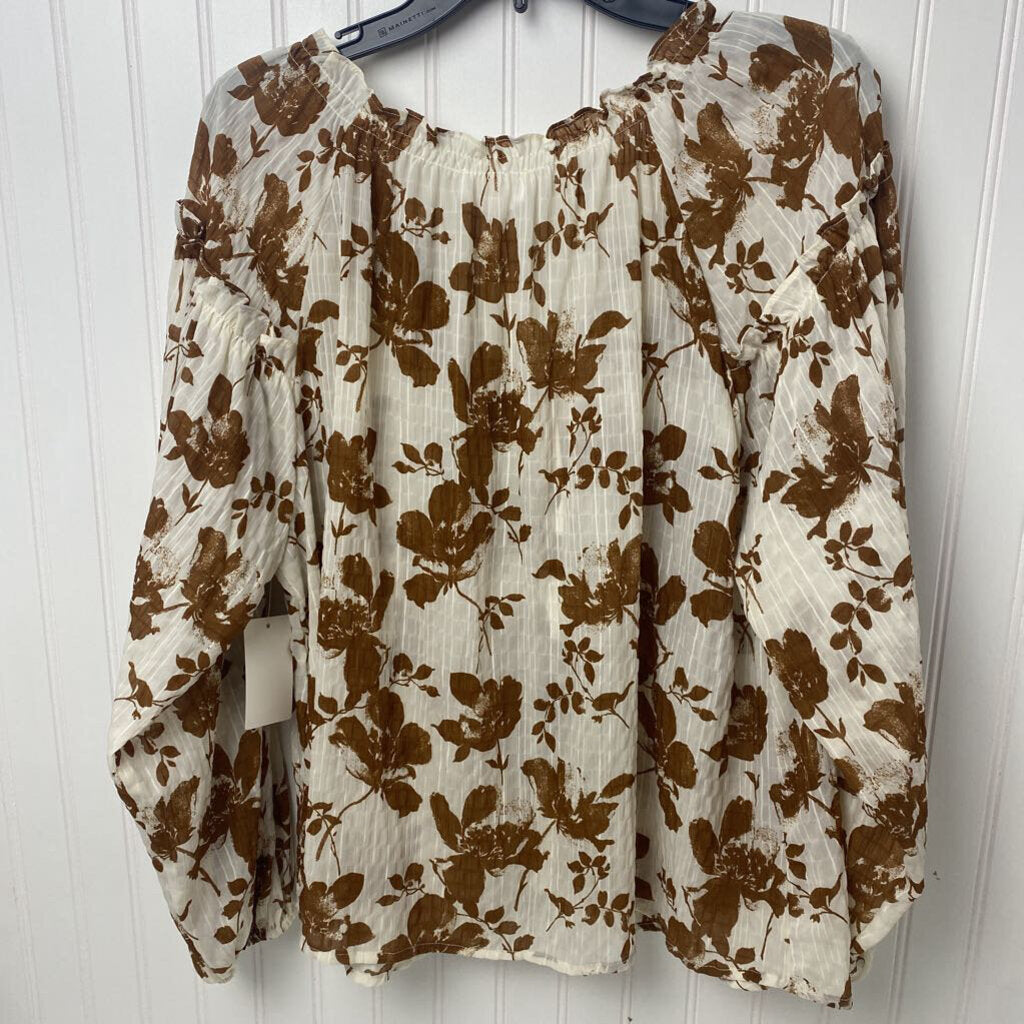 V NECK BUTTON DOWN