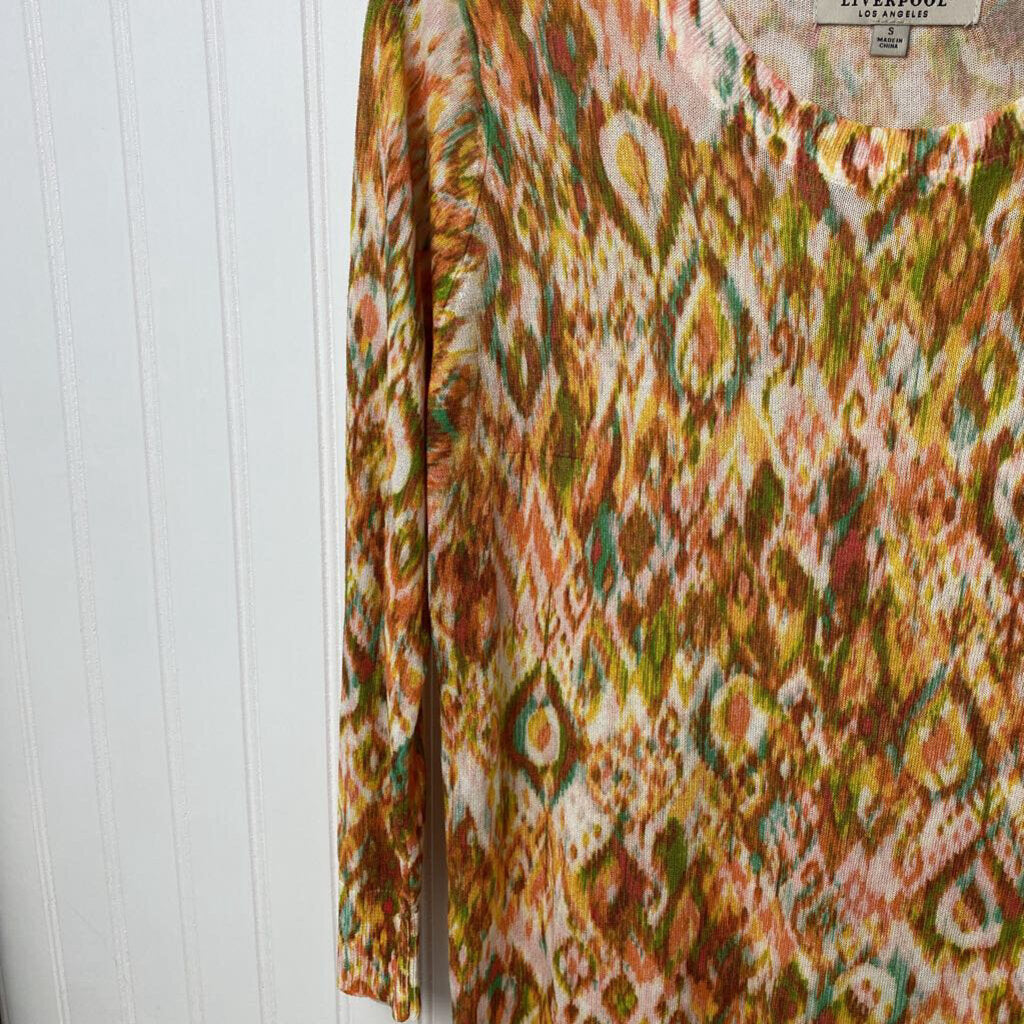 MULTI COLORED LONG SLEEVED