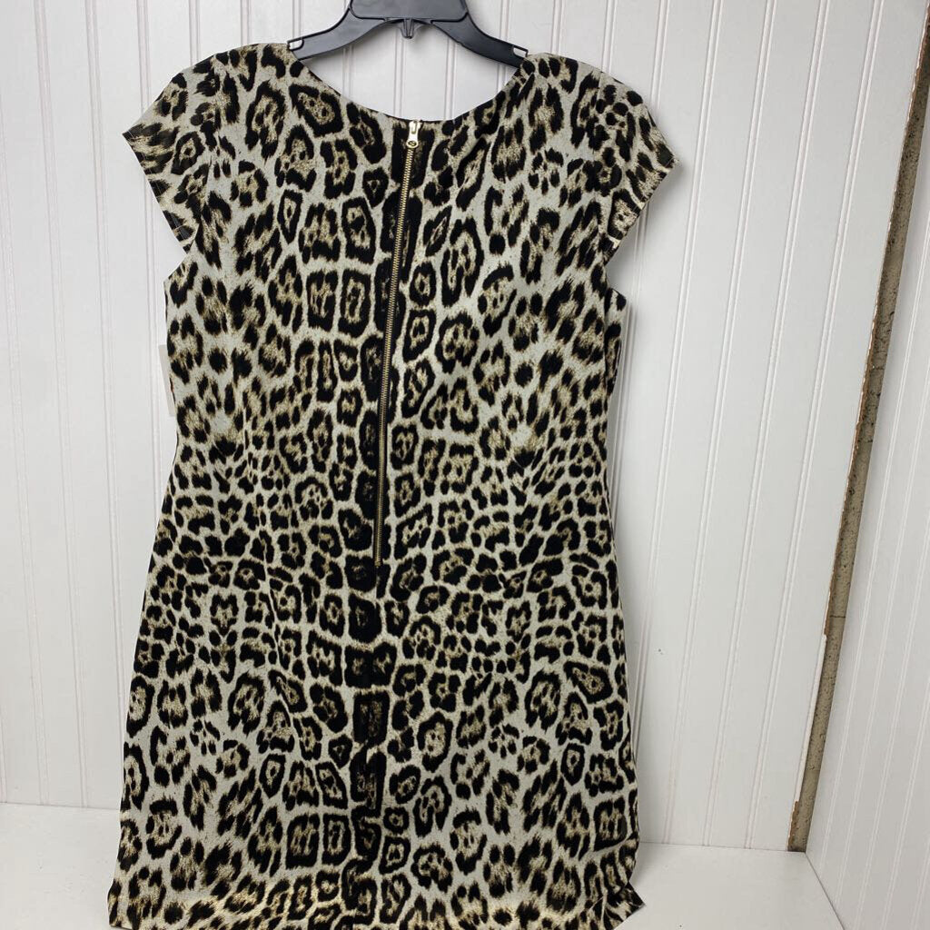 SHORT SLEEVE SHORT DRESS