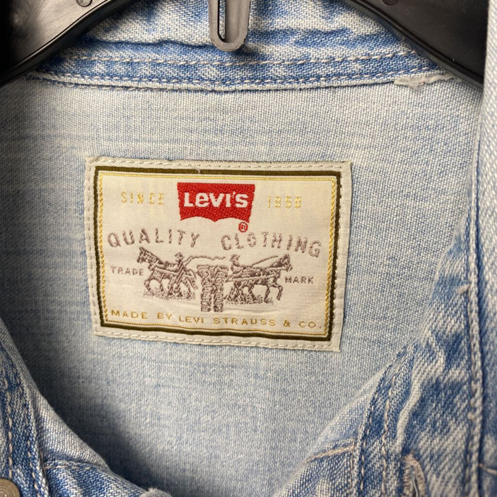 LONG SLEEVE DENIM BUTTO UP