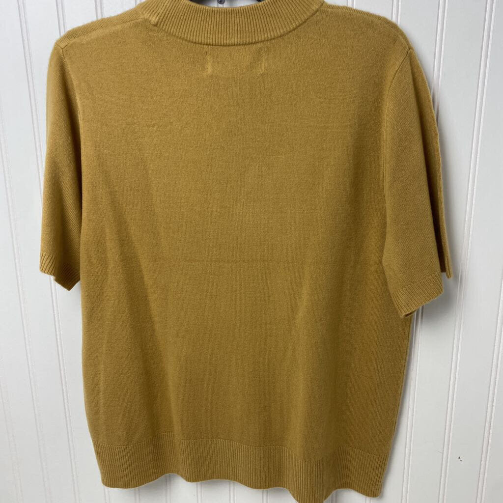 SHORT SLEEVED SWEATER