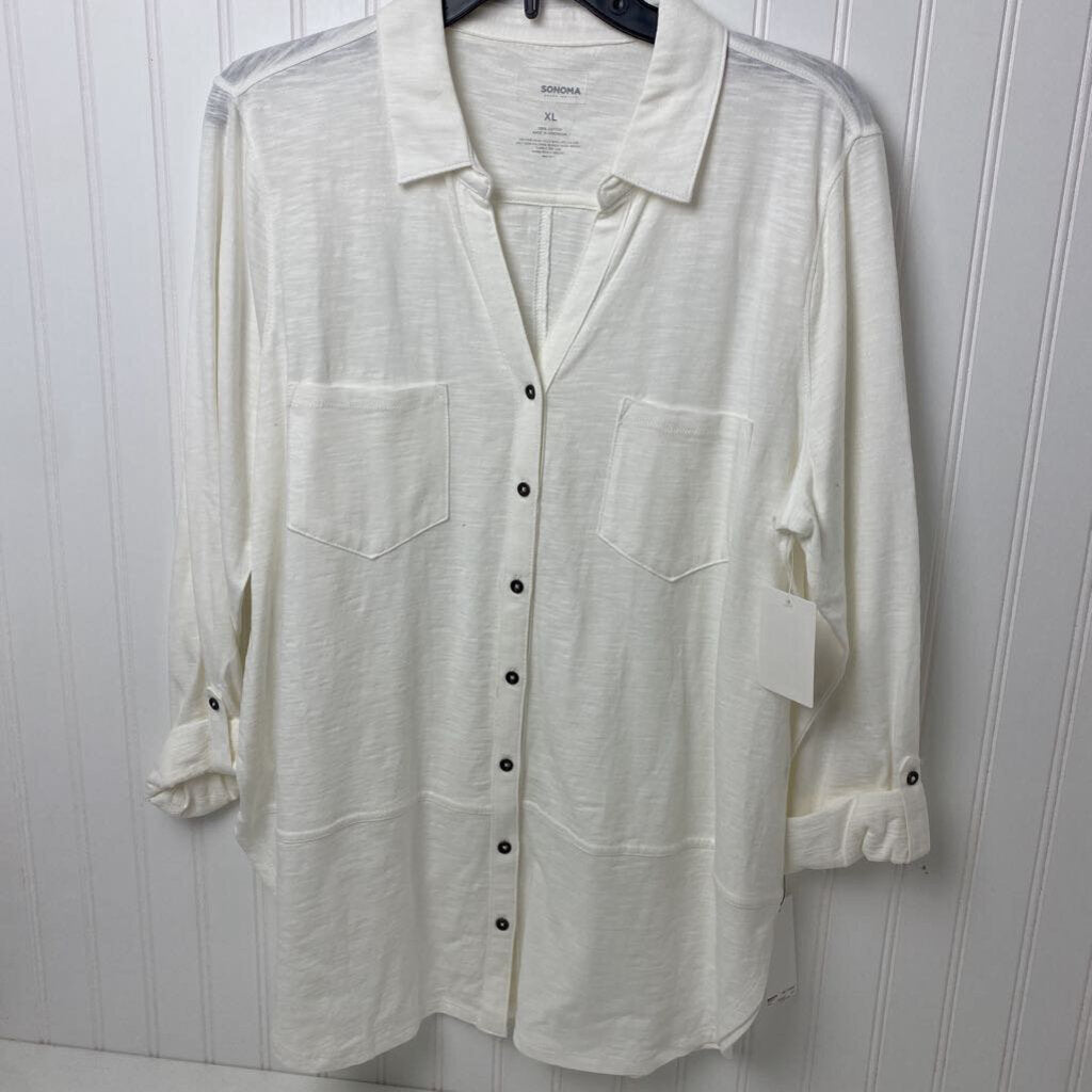 BUTTON DOWN WITH POCKETS